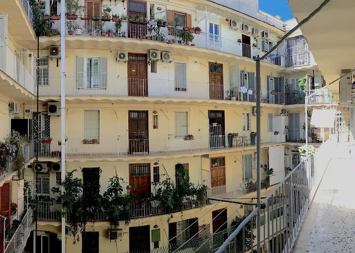 Vantaggio Apartment